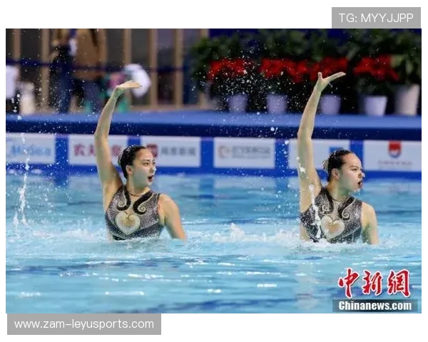 “水上芭蕾魅力四射!2025世界游泳锦标赛精彩纷呈” “水上芭蕾魅力四射!2025世界游泳锦标赛精彩纷呈”